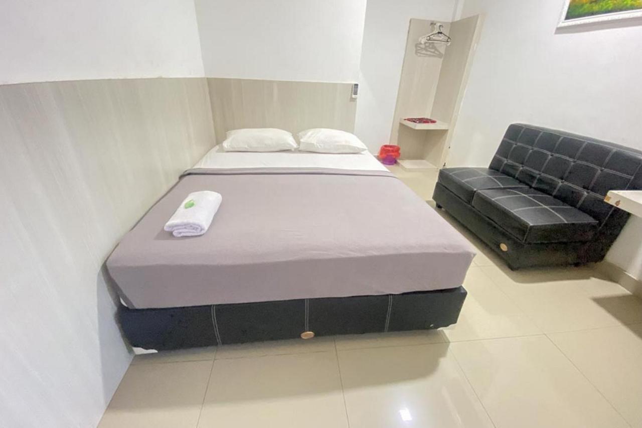 Hotel Giga Sidrap Rappang Dış mekan fotoğraf